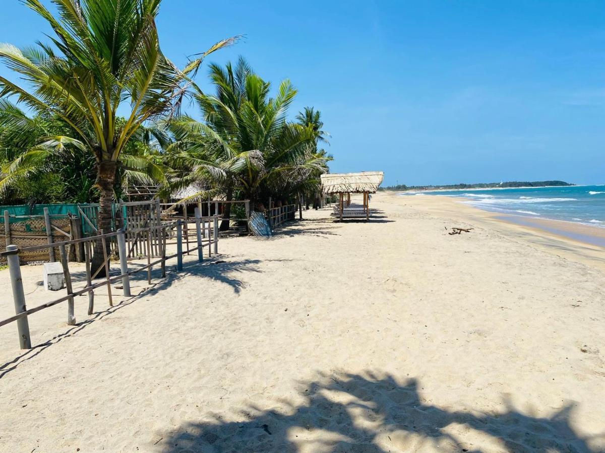 Air Lush Beach Cabanas Baie d'Arugam Extérieur photo